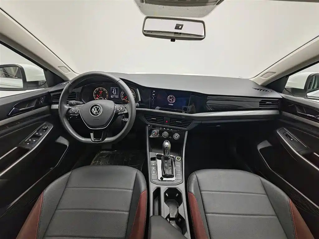 Volkswagen Bora 2021 1.5L Automatic Comfort Smart Edition фото 5
