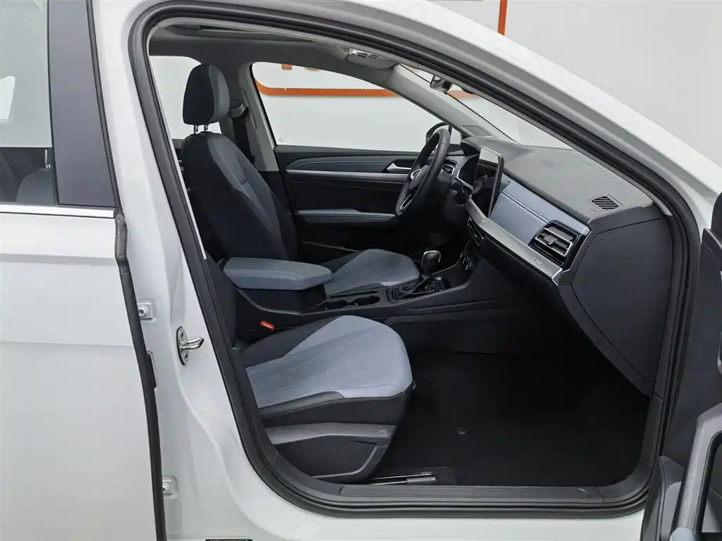 Volkswagen Lavida 2024 Model 1.5L Automatic 5 Million Edition фото 23