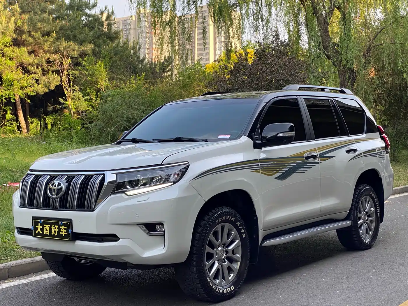 Toyota Prado 2018 3.5L Automatic TX-L Rear-mounted Spare Tire