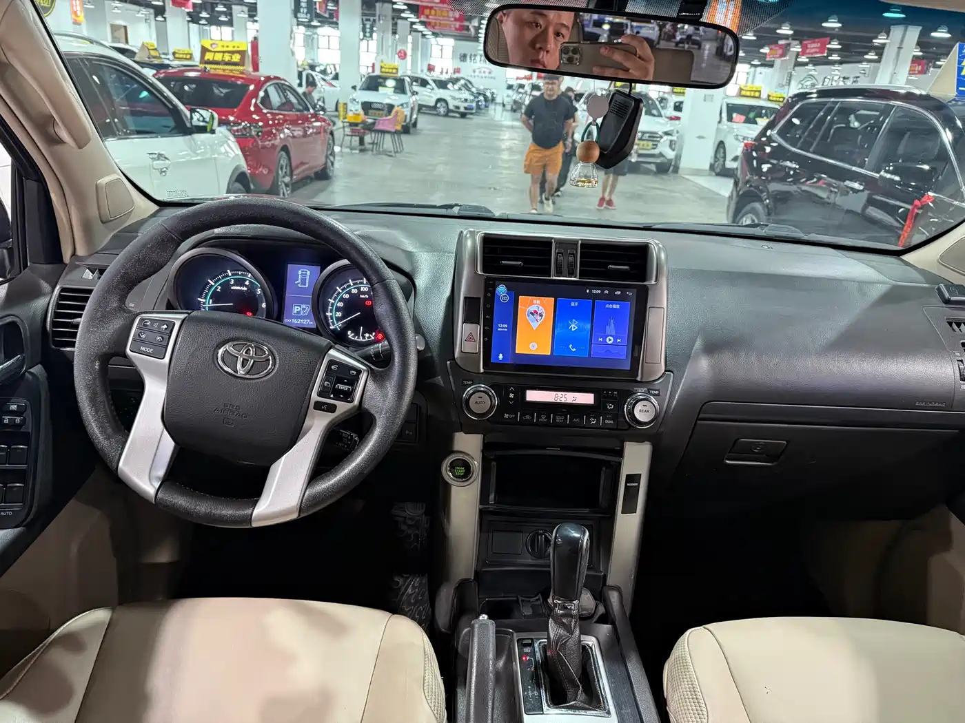 Toyota Prado 2010 4.0L Automatic TX фото 7