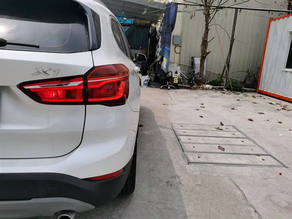 BMW X1 2018 sDrive20Li Leading Model фото 24