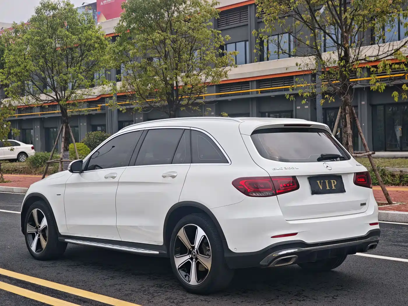 Mercedes-Benz GLC 2022 GLC 300 L 4MATIC Dynamic Collector's Edition фото 7