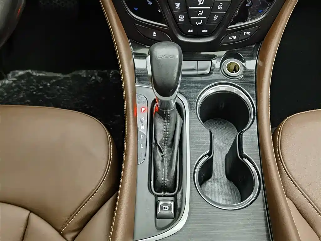 Buick Envision Plus 2021 532T FWD Elite Trim фото 13