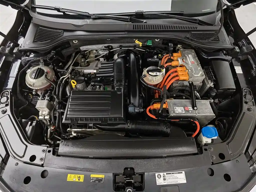 Volkswagen Passat New Energy 2020 430PHEV Hybrid Luxury (China VI) фото 6