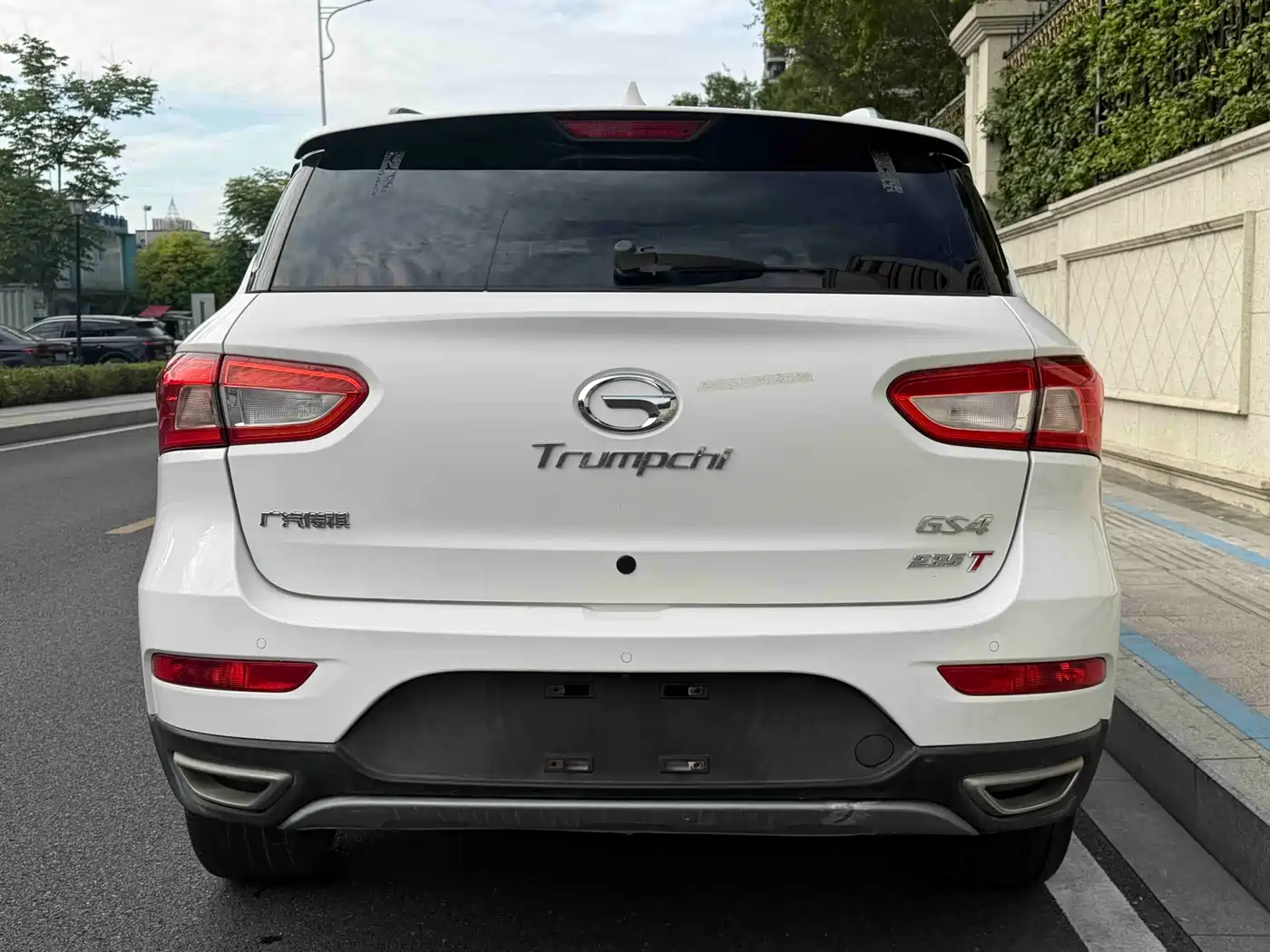 GAC Trumpchi Trumpchi GS4 2017 235T Automatic 2WD Luxury Smart Connected Edition фото 4