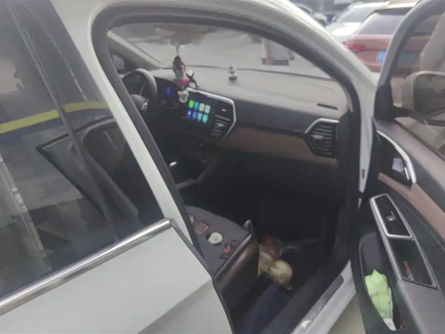JETTA VS7