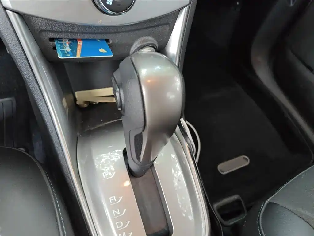 Chevrolet Trax 2014 1.4T Automatic 2WD Luxury фото 7