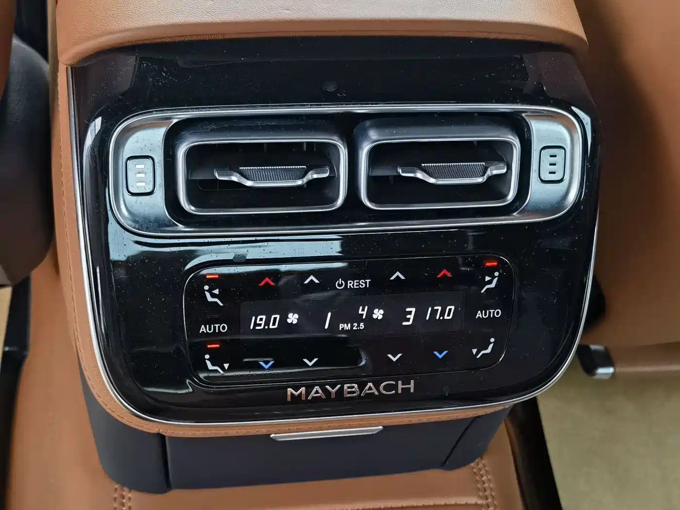 Mercedes-Benz Maybach S-Class 2024 Facelift S 480 4MATIC фото 13