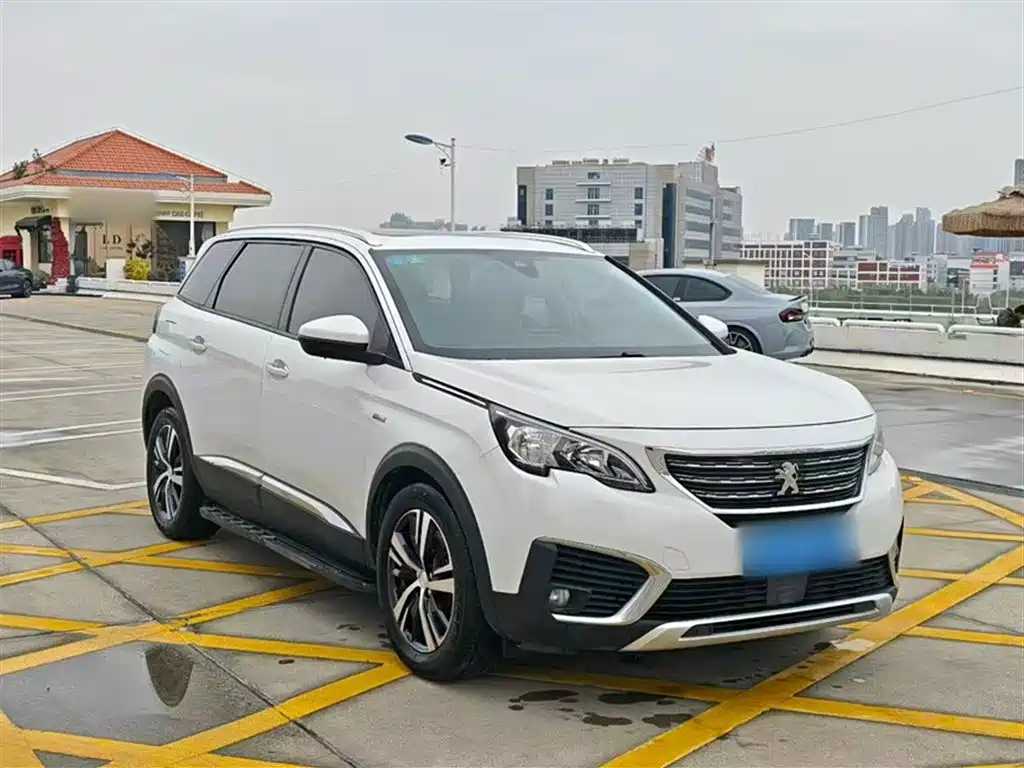 Peugeot 5008 2017 350THP 7-seat Elite Edition