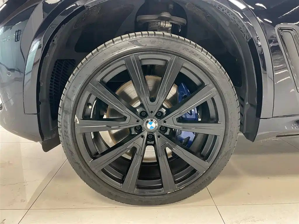 BMW X5 (Import) 2019 xDrive40i Exclusive M Sport Package фото 27