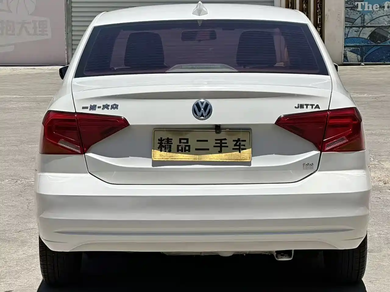 Volkswagen Jetta 2017 1.5L Manual Fashion фото 4