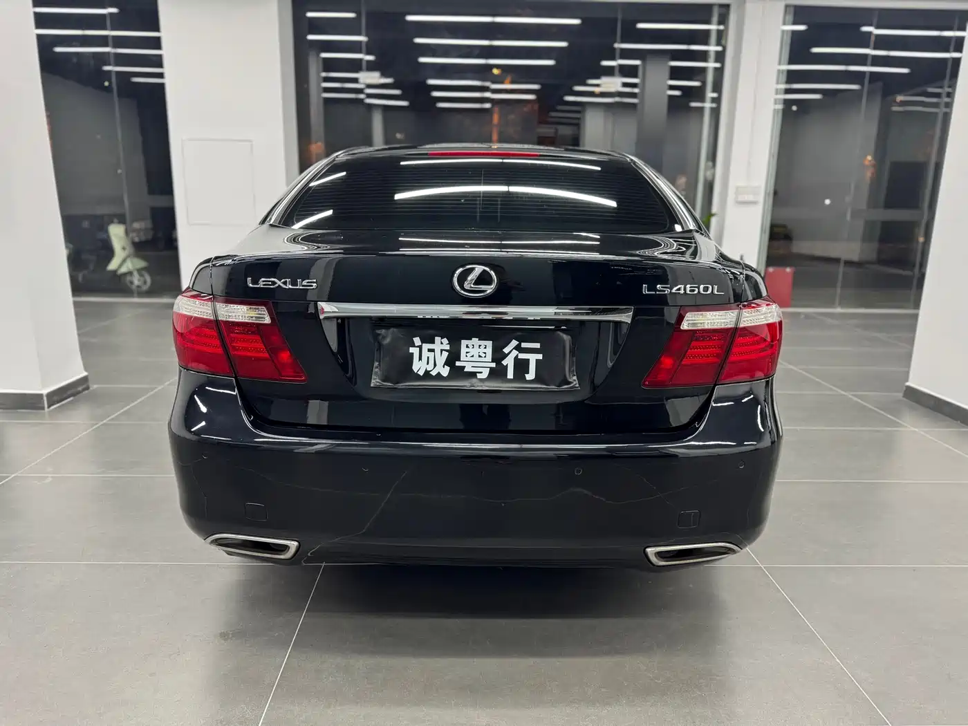 Lexus LS 2006 460L Premium Edition фото 5
