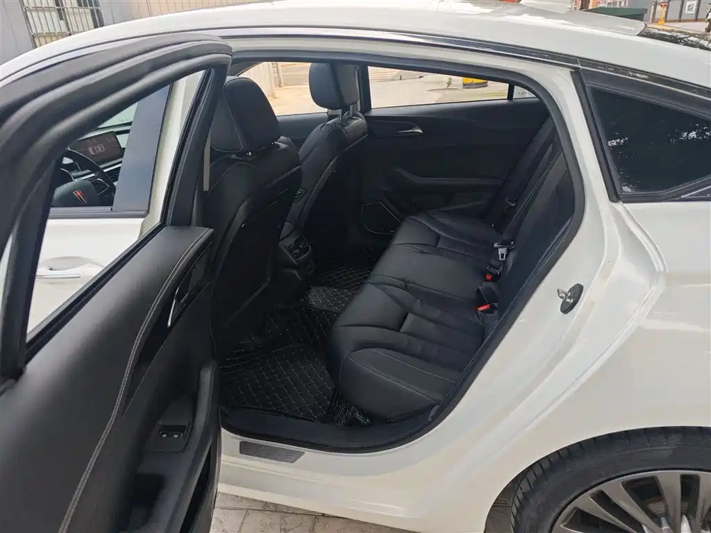 Hongqi H5 2019 30TD Smart Connect Rhythm Edition фото 17