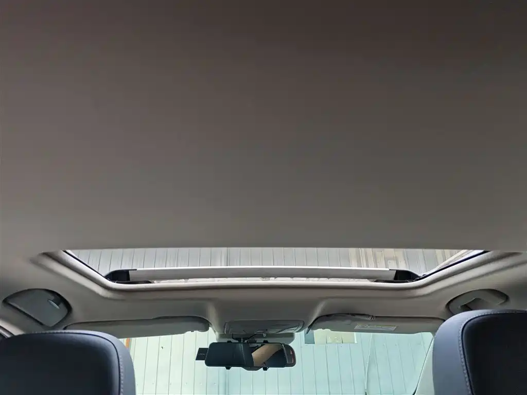 Hongqi H5 2019 30TD Smart Connect Rhythm Edition фото 18