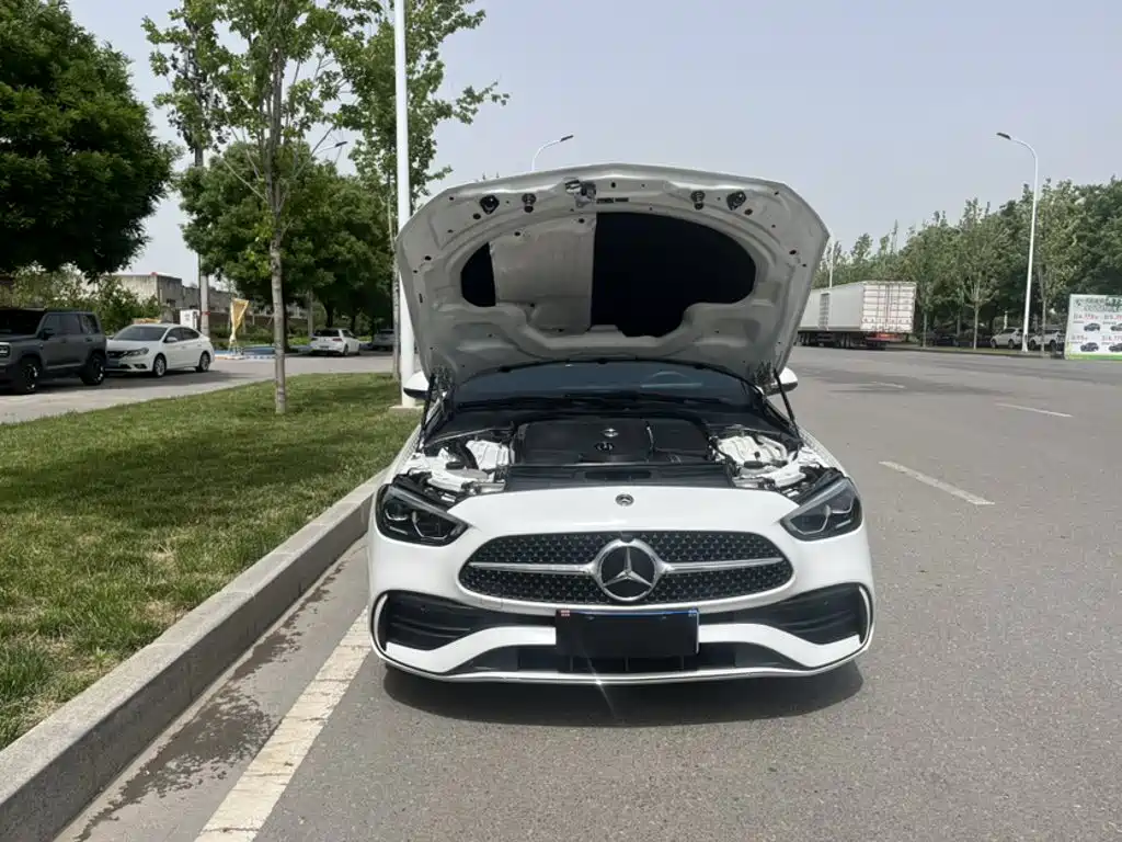 MERCEDES-BENZ CLASS C