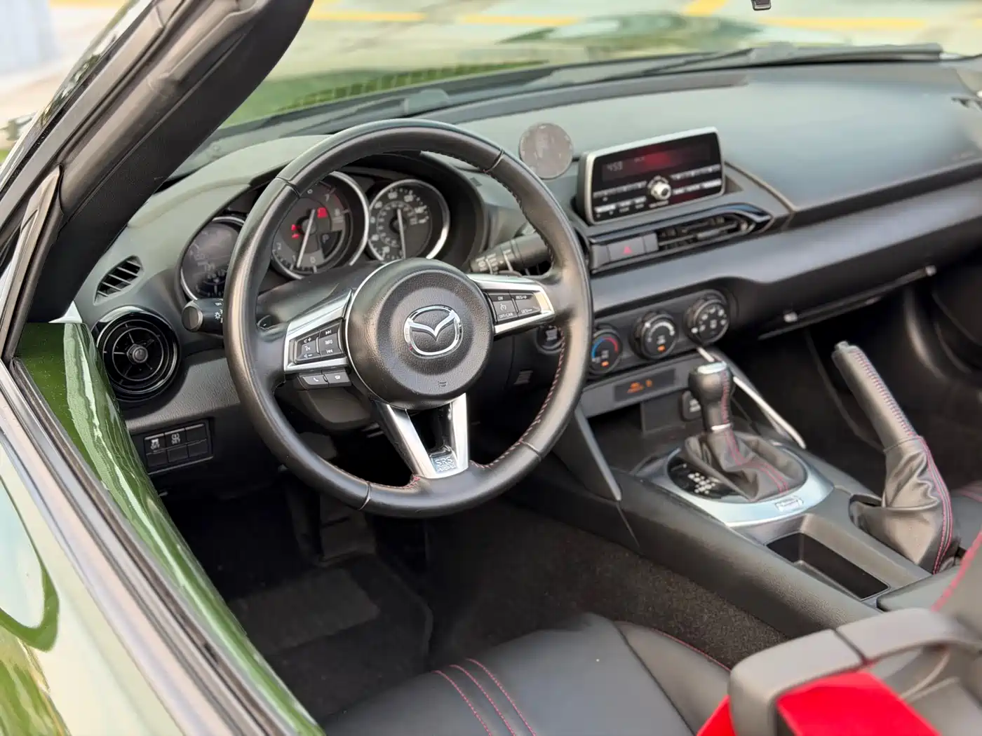 Mazda MX-5 2018 2.0L RF Pearl White фото 20