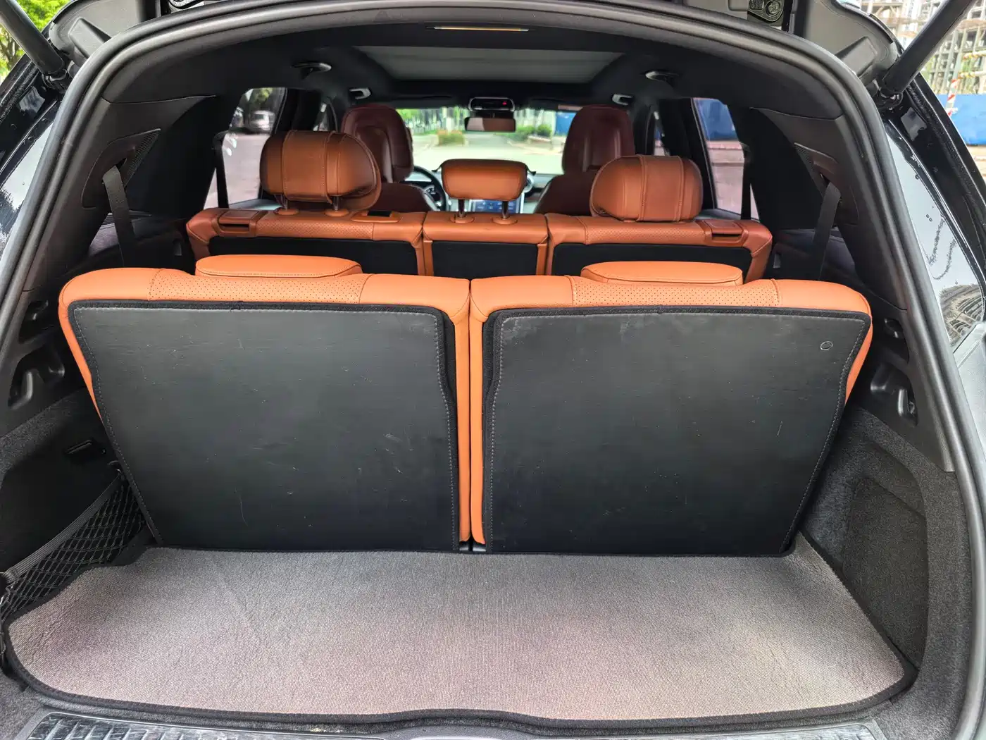 Mercedes-Benz GLC 2023 Facelift GLC 260 L 4MATIC Luxury 7-Seater фото 11