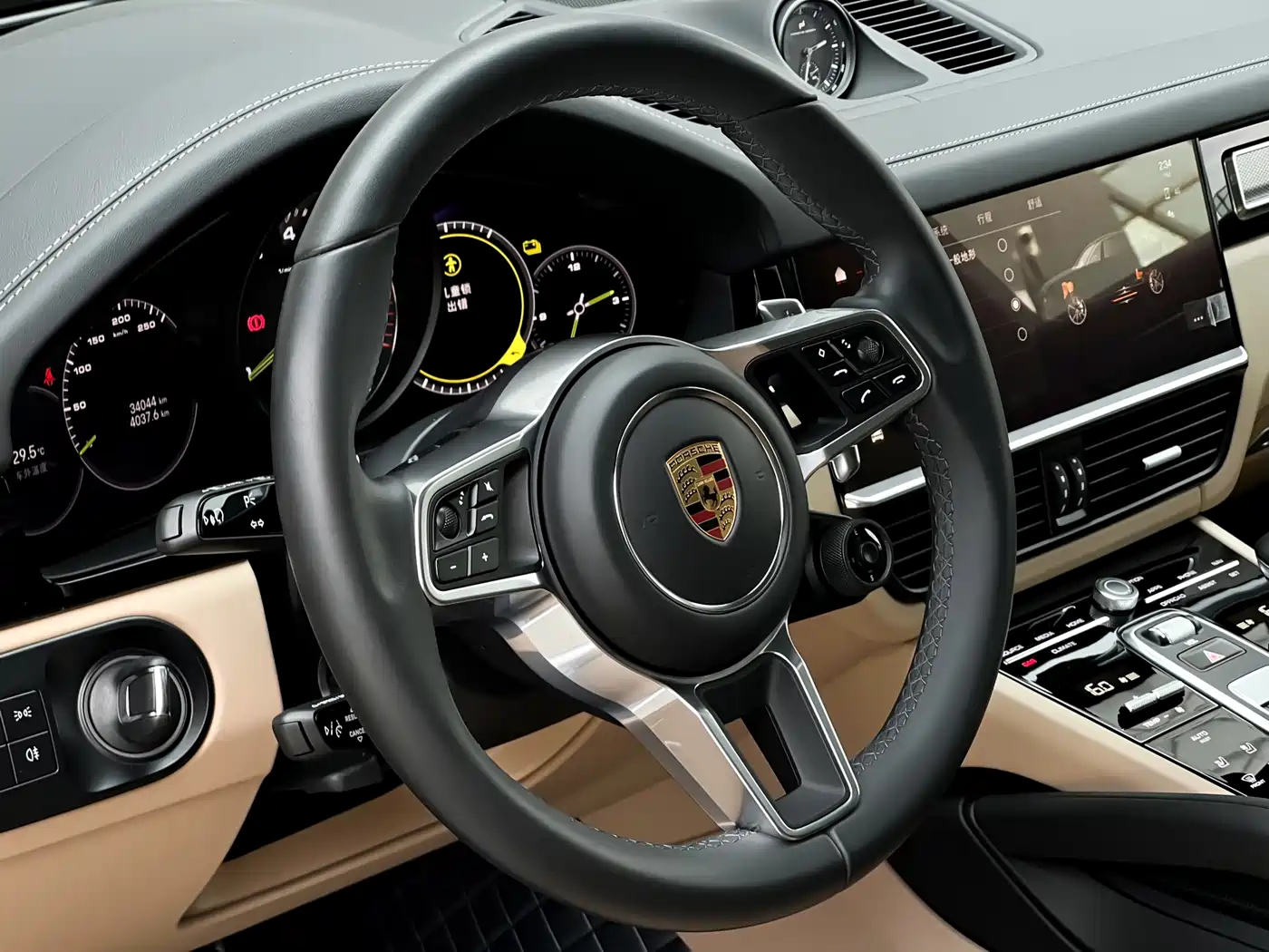 Porsche Cayenne New Energy 2023 Cayenne E-Hybrid 2.0T фото 14