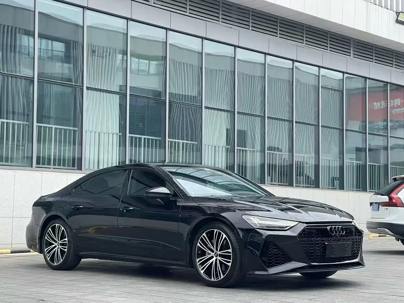 Audi A7L 2024 45 TFSI quattro Premium Luxury фото 3