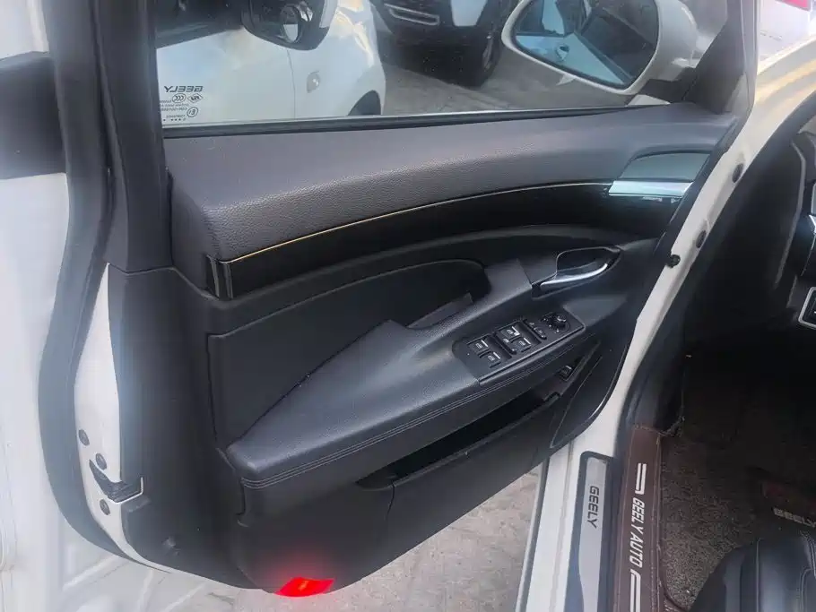 Geely Borui 2015 2015 2.4L Comfort