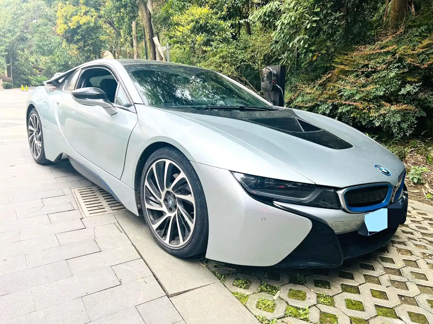 BMW i8 2016 Proton Red Limited Edition фото 3