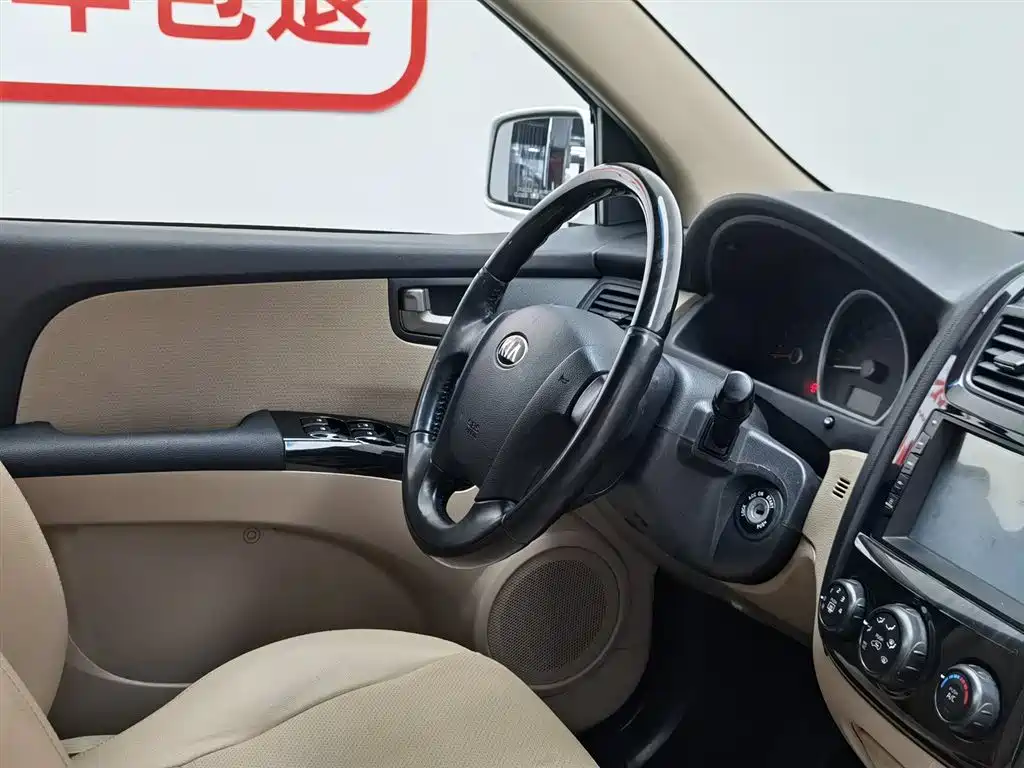 Kia Sportage 2013 2.0L Automatic 2WD GL фото 22