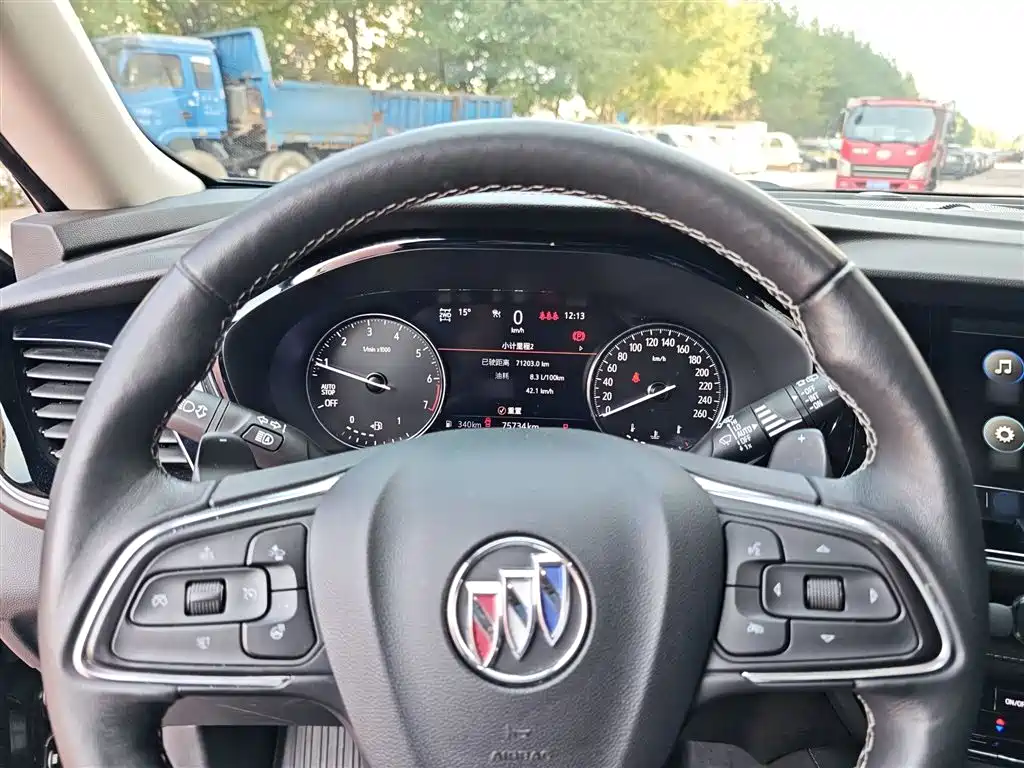 Buick Envision Plus 2022 Envision Plus Avenir 5-Seater фото 17