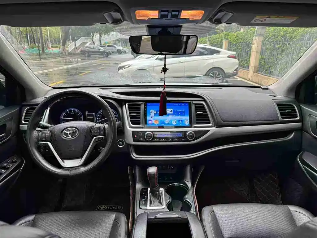 Toyota Highlander 2018 2.0T 4WD Luxury 7-seater (China V) фото 6