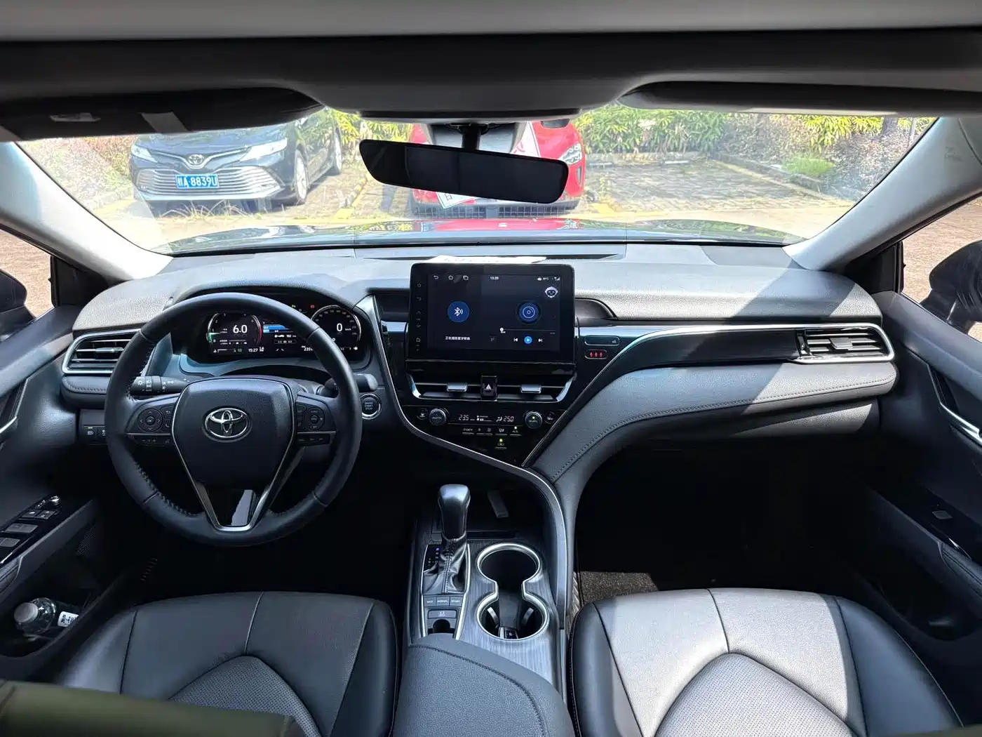 Toyota Camry 2023 2.0G Luxury Edition фото 4