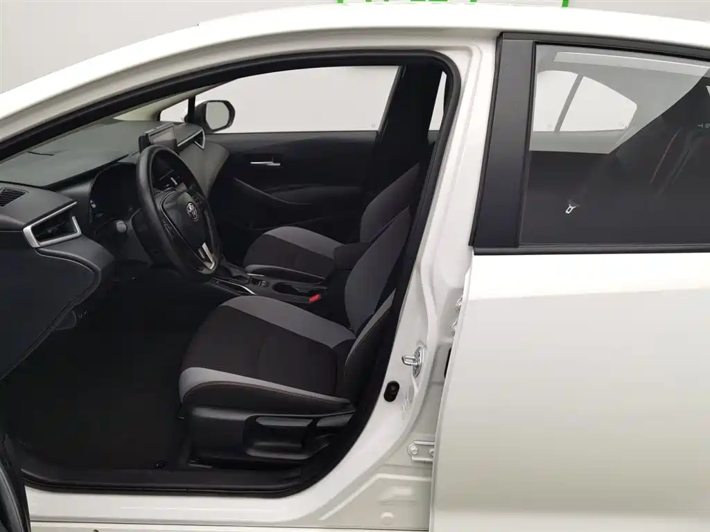 Toyota Corolla 2023 1.2T Pioneer Edition фото 10