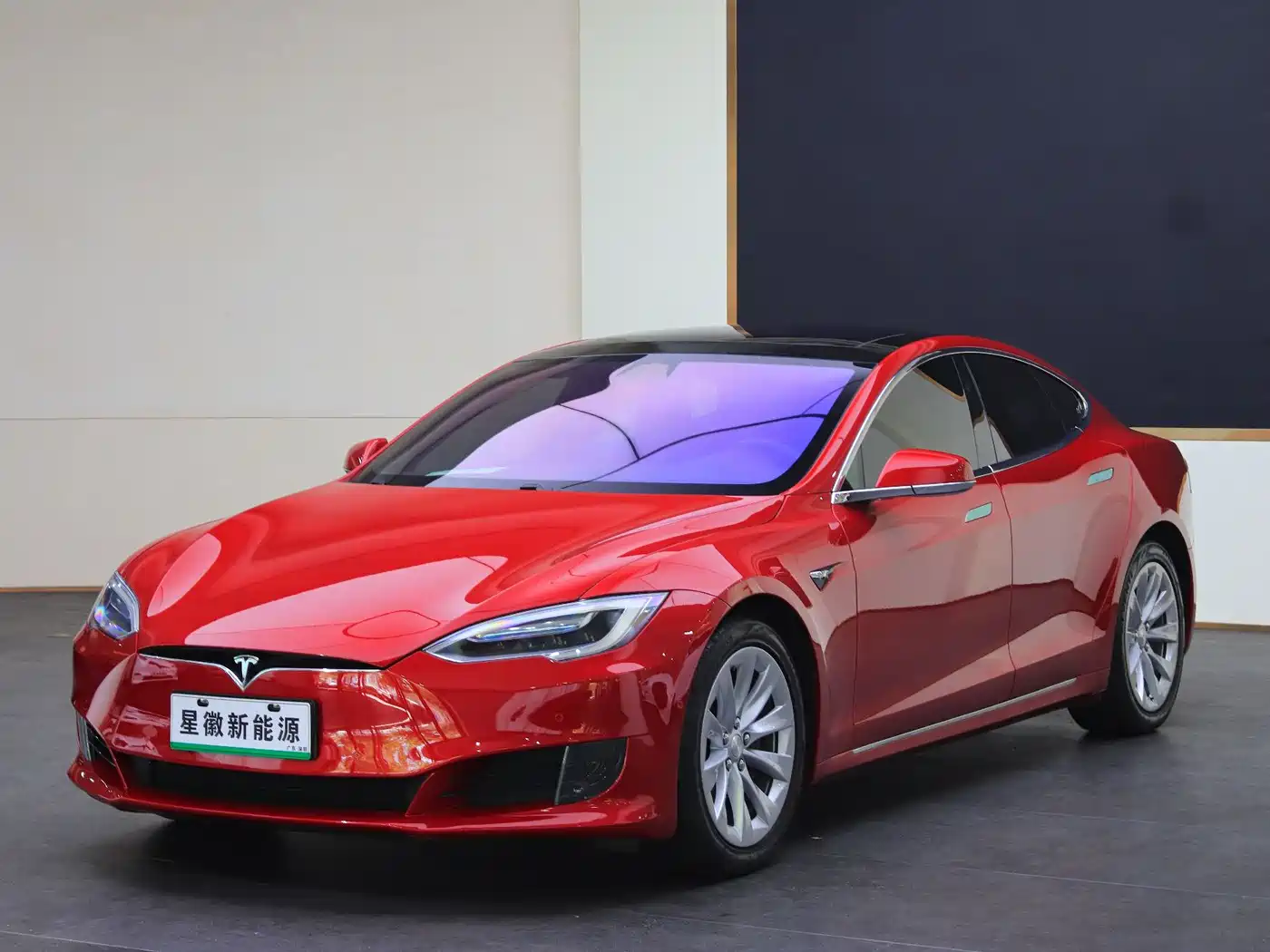 TESLA MODEL S