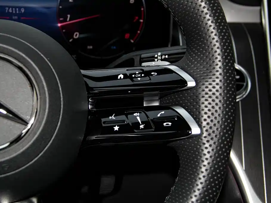 Mercedes-Benz GLC 2024 Facelift GLC 300 L 4MATIC Sport 7-seater фото 28