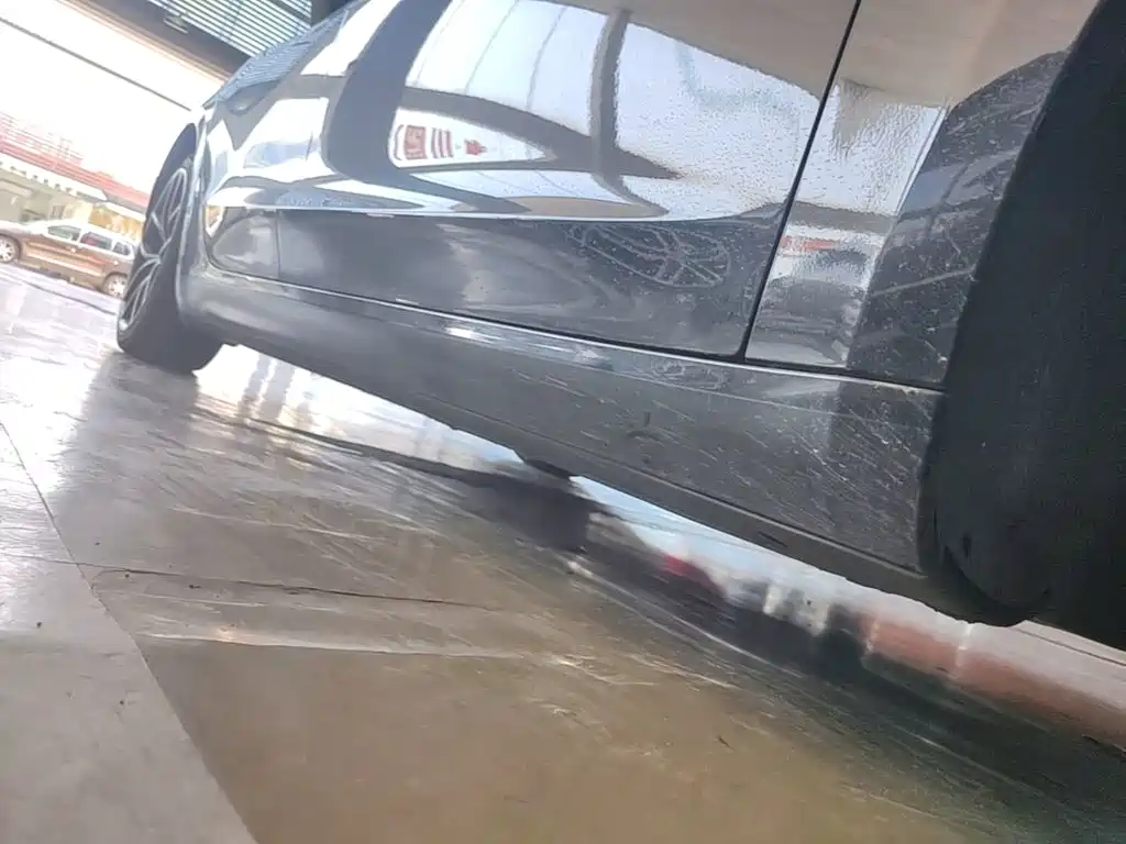 Фото 21 - Tesla Model 3