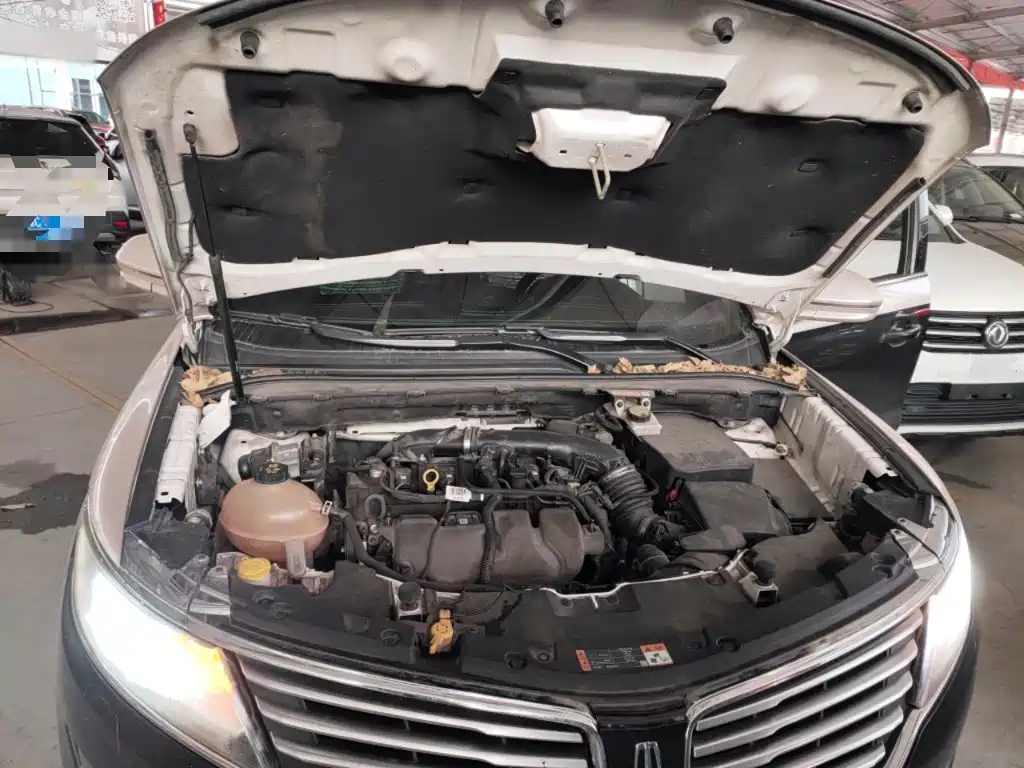 Фото 20 - Lincoln MKC