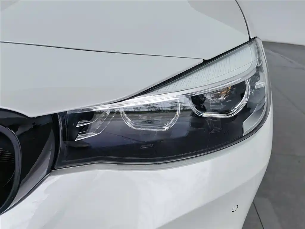 BMW 3 Series GT 2020 320i M Sport Package фото 7