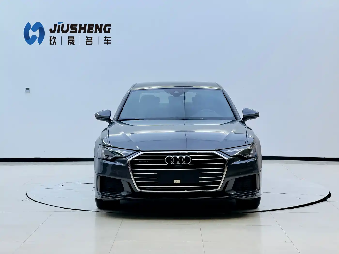 Audi A6L 2020 55 TFSI quattro Exclusive Dynamic фото 4