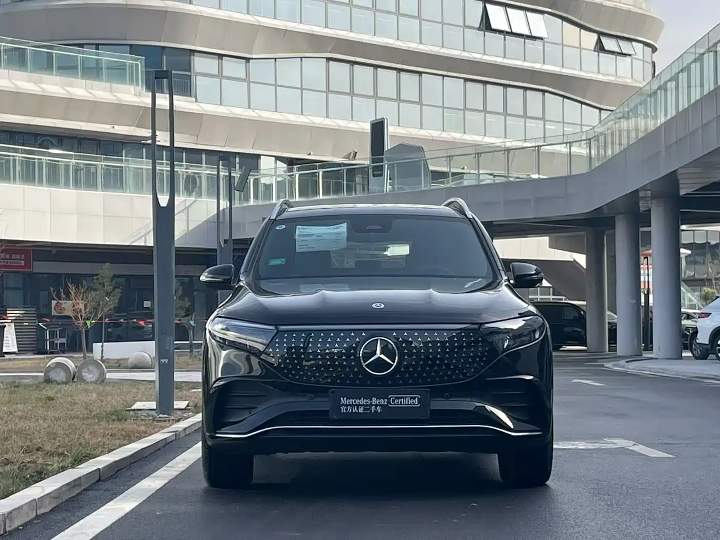 MERCEDES-BENZ EQB