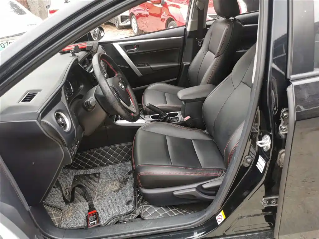 Toyota Levin 2017 Facelift 185T CVT Elite (China V) фото 15