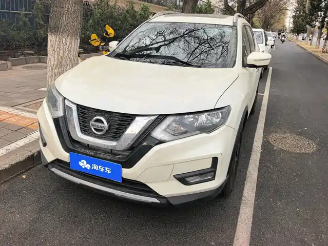 NISSAN QIJUN