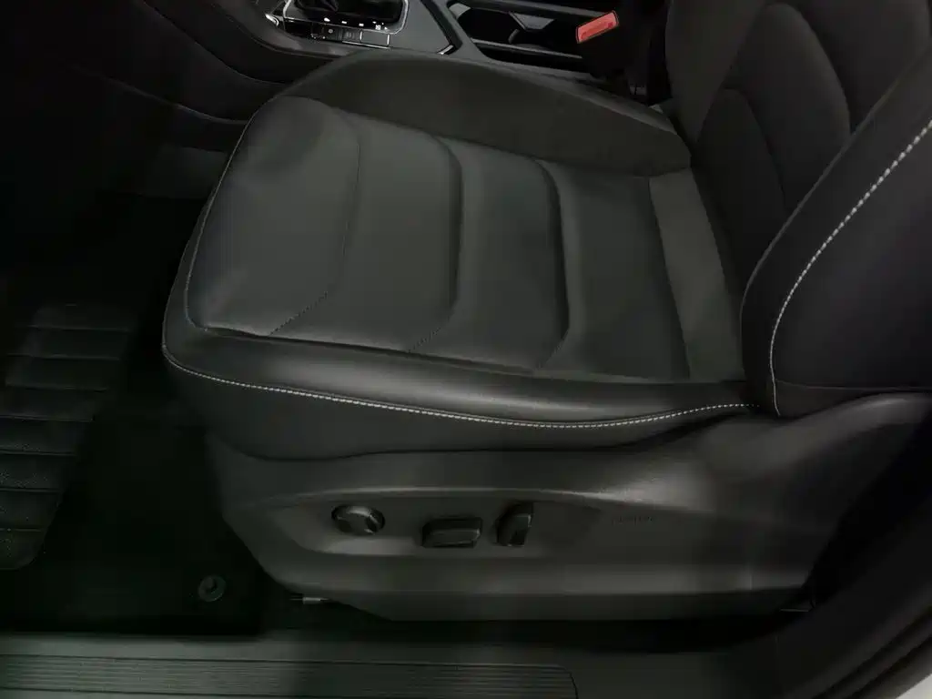 Volkswagen Tiguan L 2019 Facelift 330TSI Auto 2WD Panorama Comfort China VI фото 20