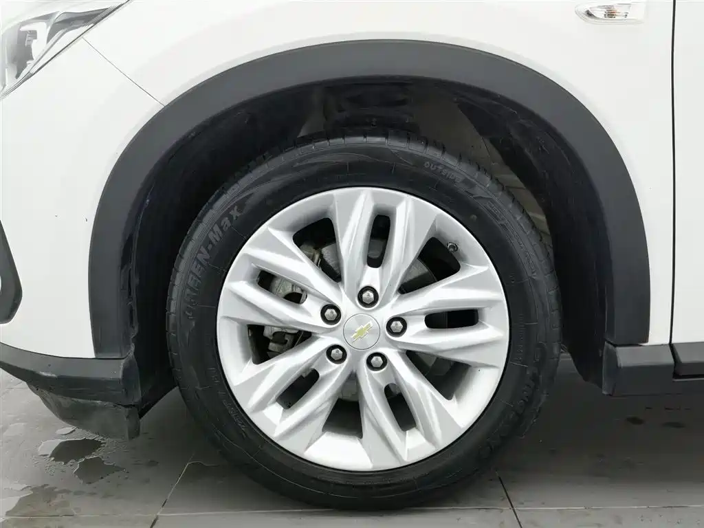 Chevrolet Volando 2018 530T Auto Sport Edition (5+2 seater) China V фото 17