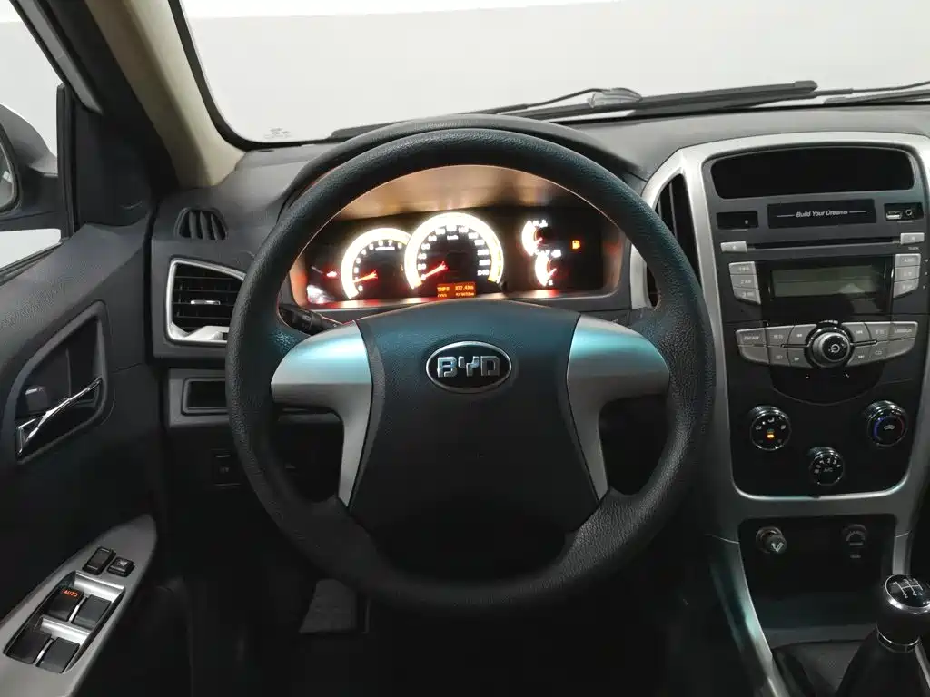 BYD F3 2016 2015 Energy-saving Edition 1.5L Manual Luxury