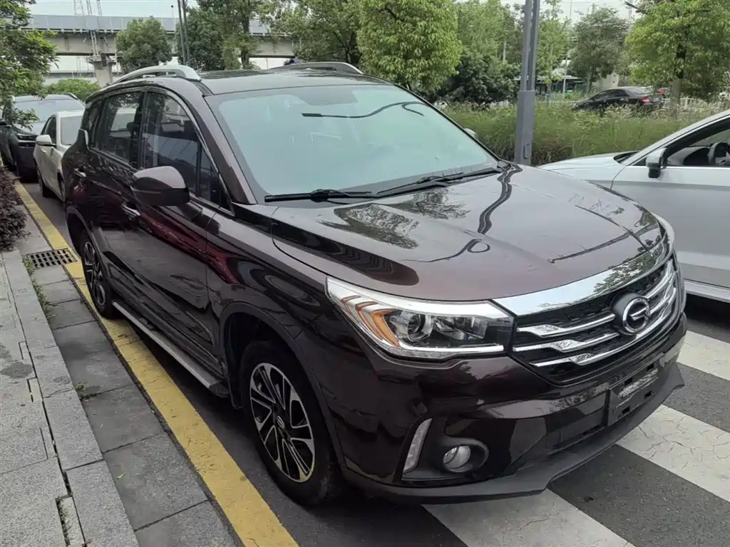 GAC Trumpchi Trumpchi GS4 2015 200T G-DCT Elite Edition фото 4