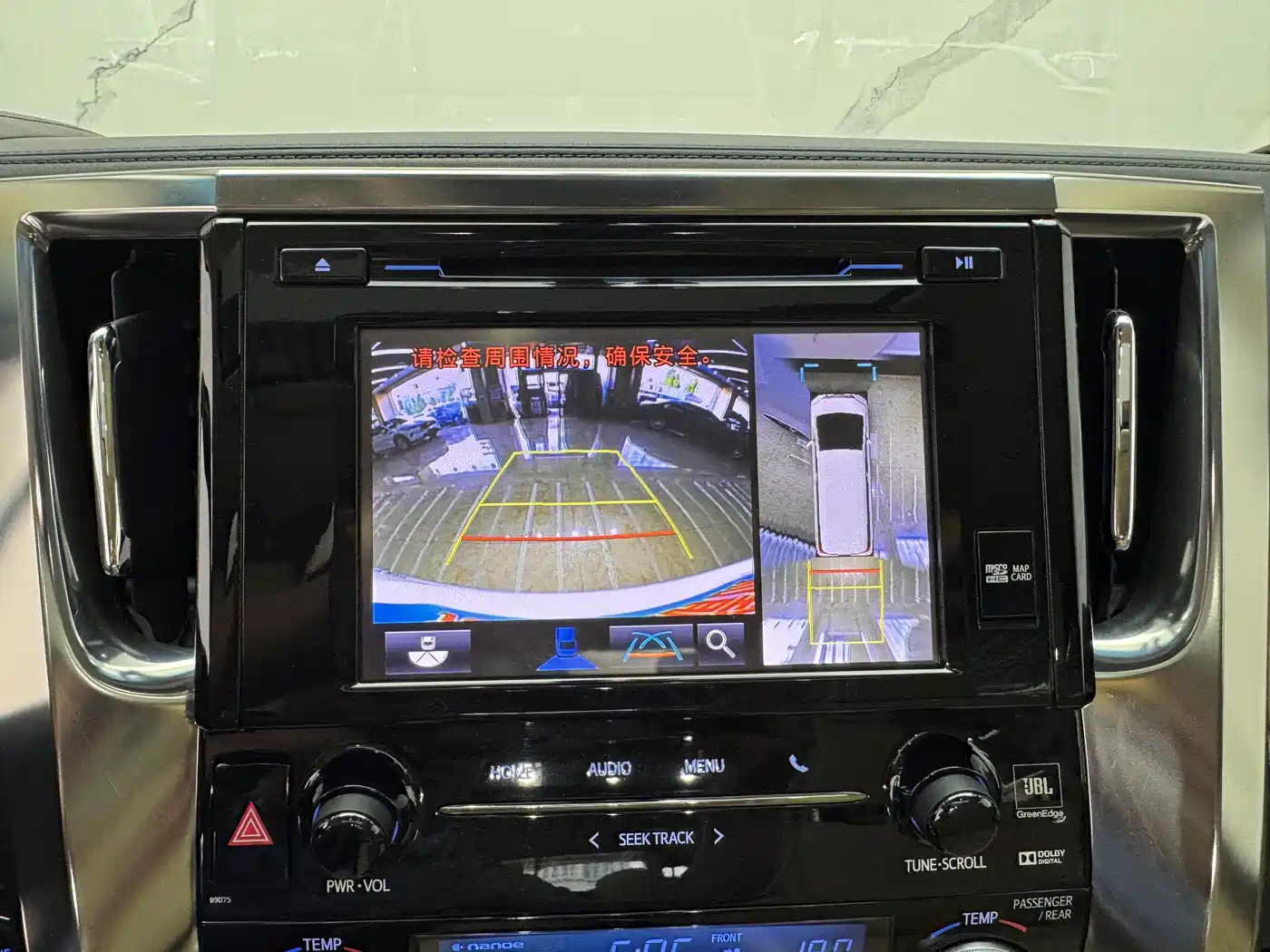 Toyota Alphard 2018 3.5L Premium фото 18