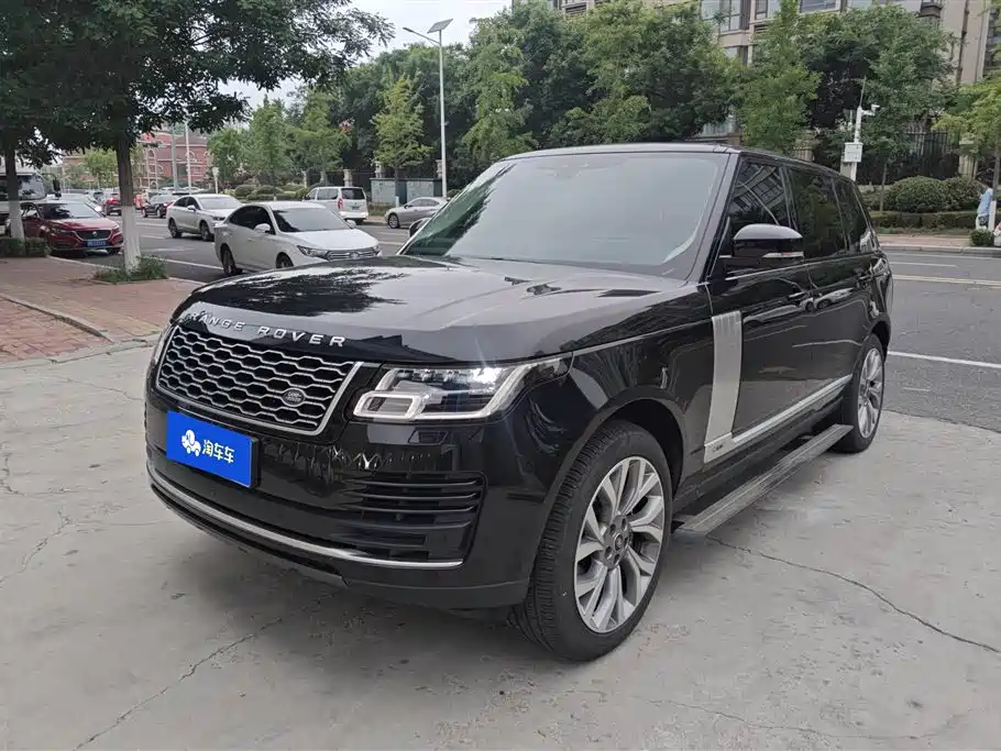 Land Rover Range Rover 2021 3.0 L6 Heritage Extended Classic Edition