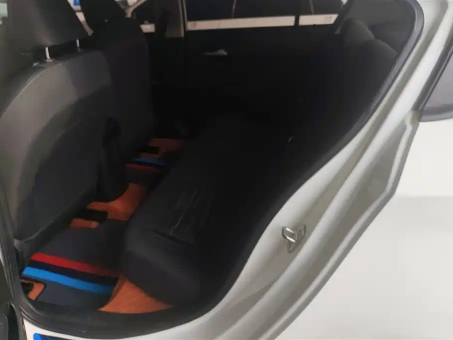 Chevrolet Cavalier 2019 320 Auto Sunroof Enjoyment Edition фото 11