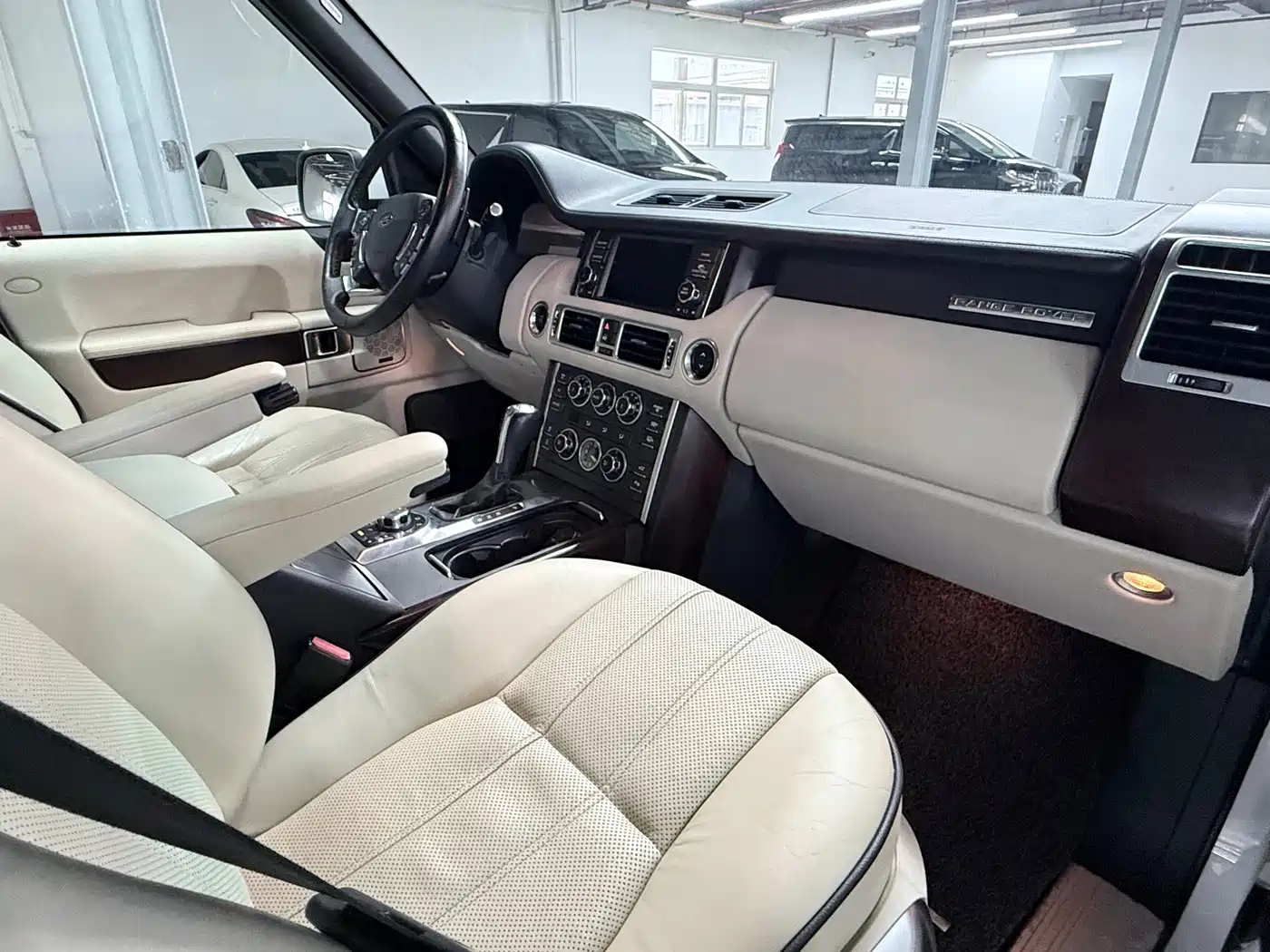 Land Rover Range Rover 2012 2012 5.0 SC V8