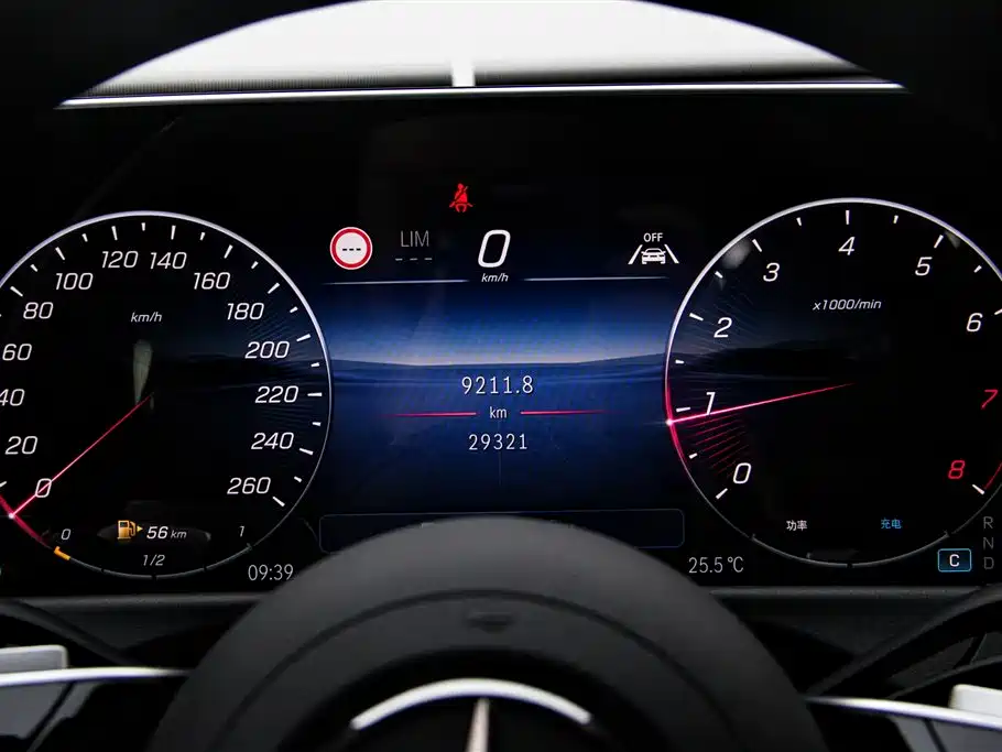 Mercedes-Benz E-Class 2024 E 300 L Fashion фото 16