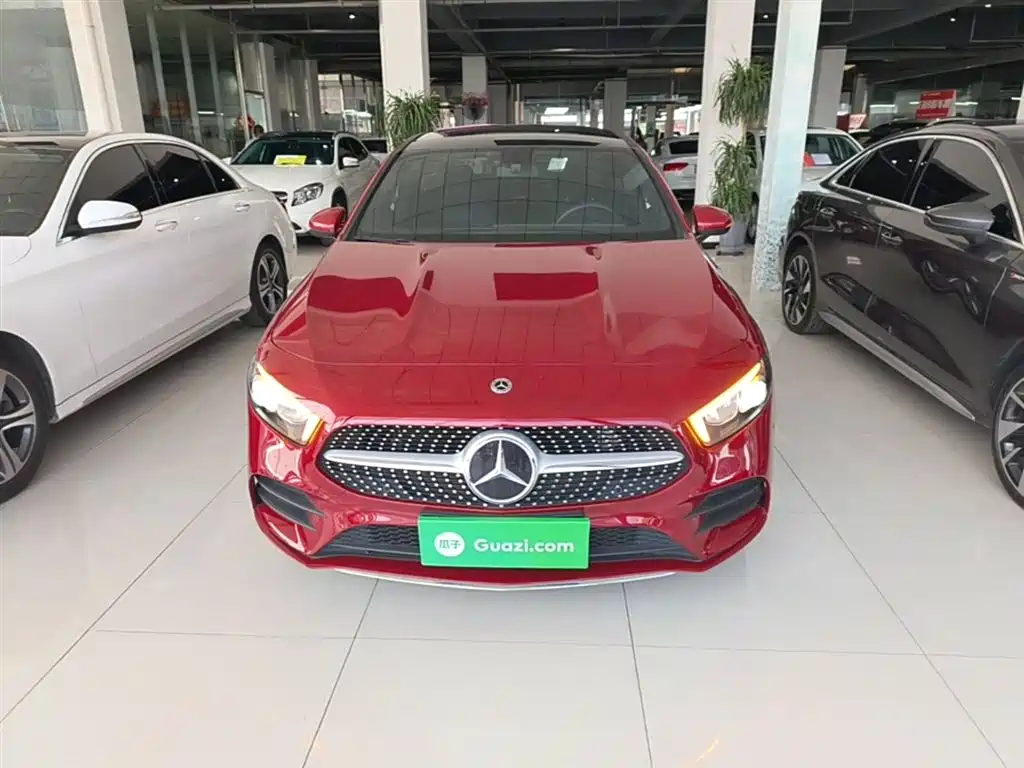 Mercedes-Benz A-Class 2021 A 200 L Sport Sedan Fashion Edition фото 3