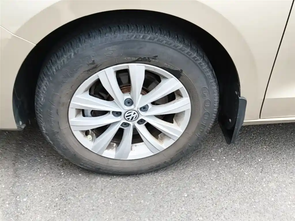 Volkswagen Bora 2018 1.5L Automatic Fashion фото 23